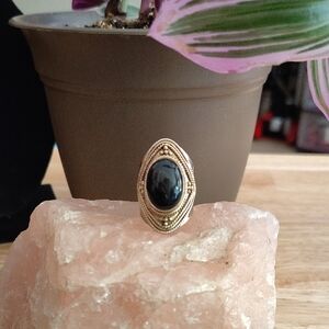 Elegant Black and Gold Ring